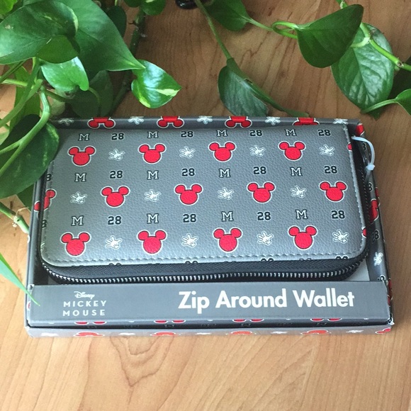 Mickey Mouse Zip Around Wallet - Picture 3 of 9